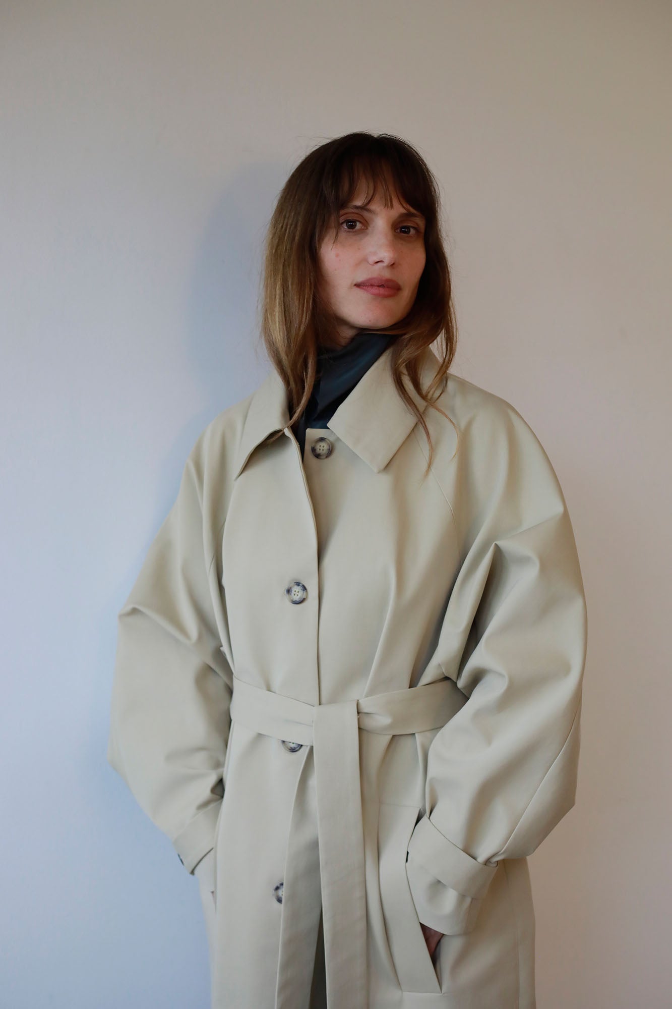 OVERSIZE TRENCH COAT WITH RAGLAN SLEEVES