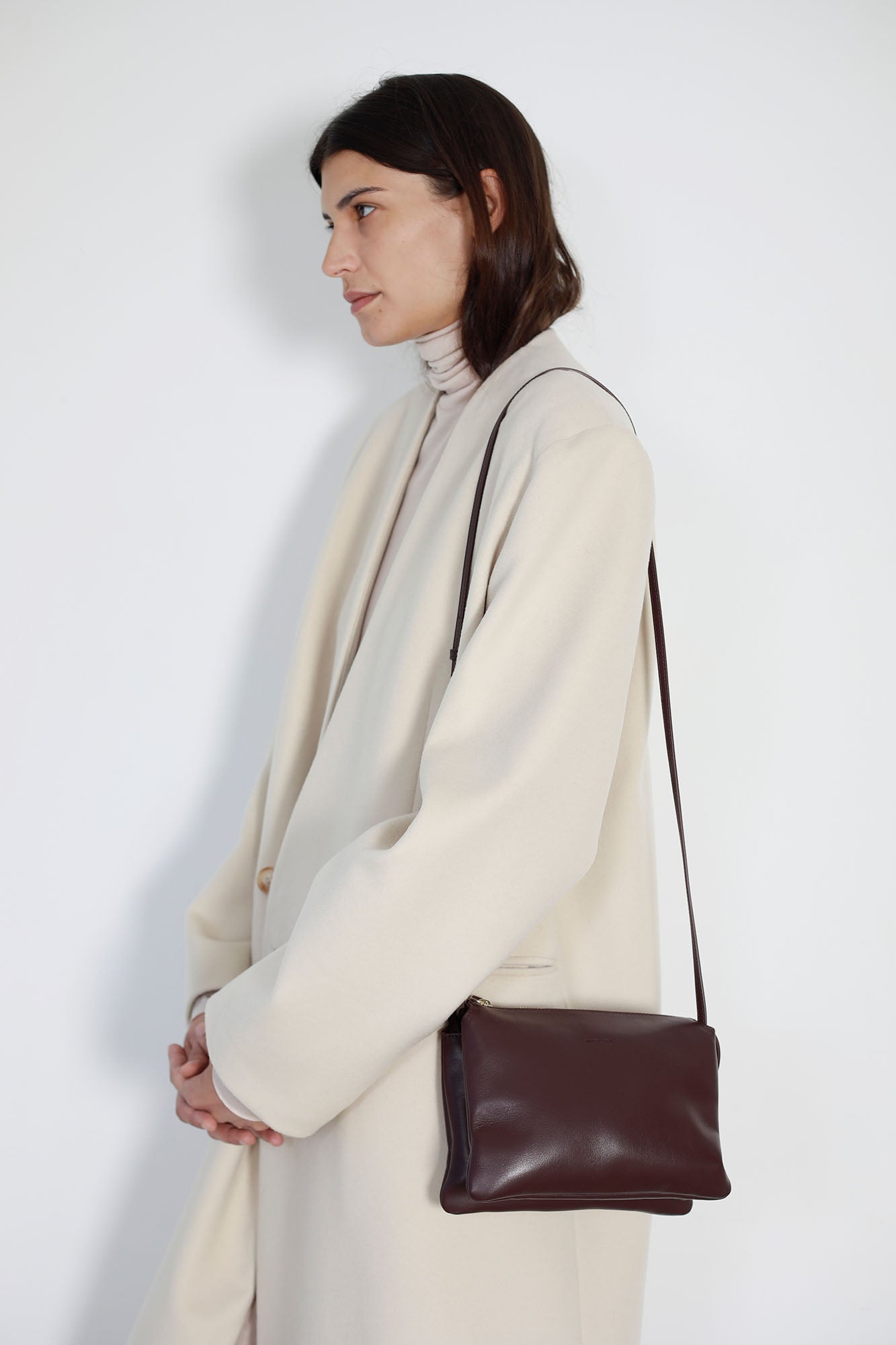 SHOULDER BAG, TRIFUELLE, IN BROWN LEATHER