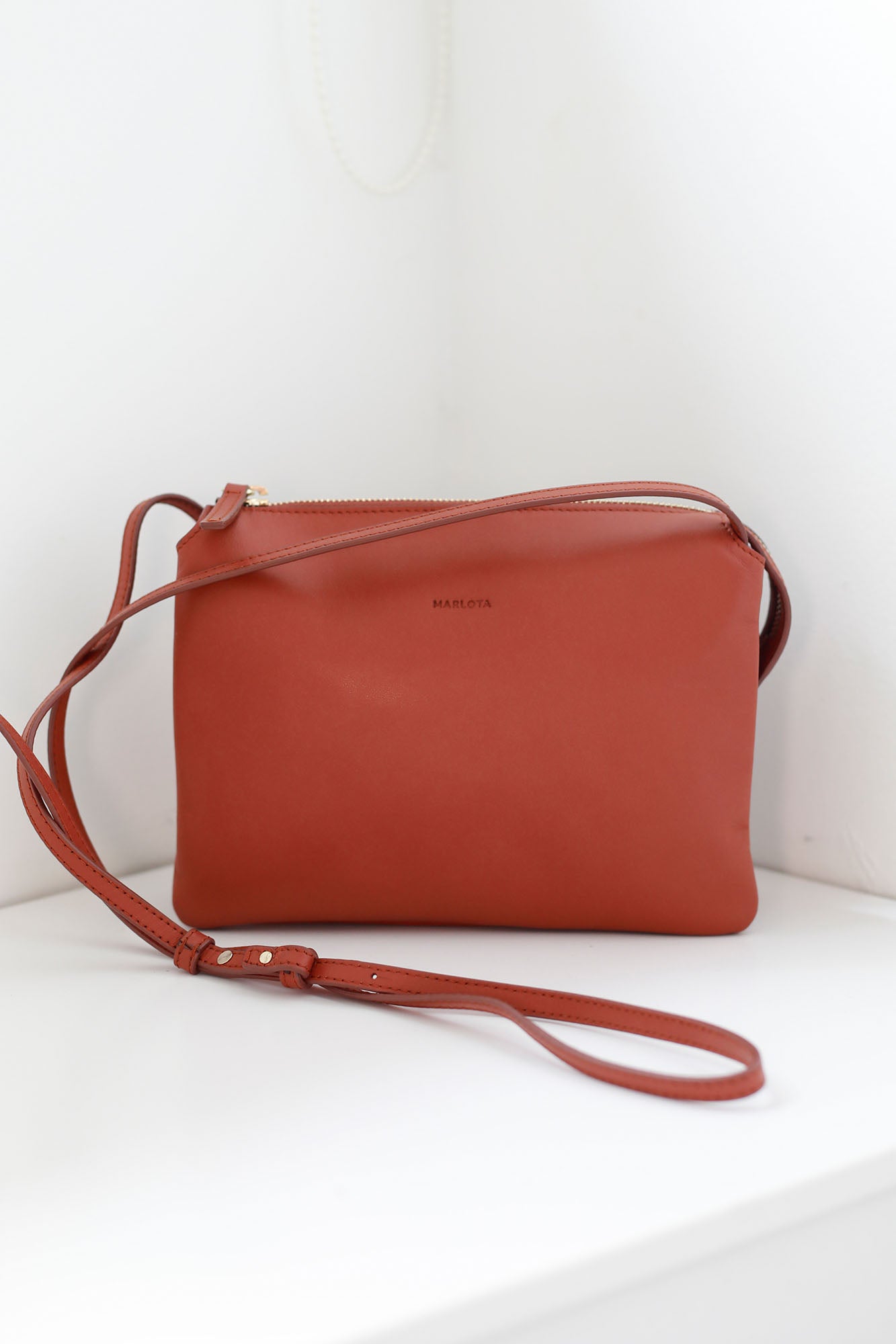 SHOULDER BAG, TRIFUELLE, IN LEATHER COLORED LEATHER