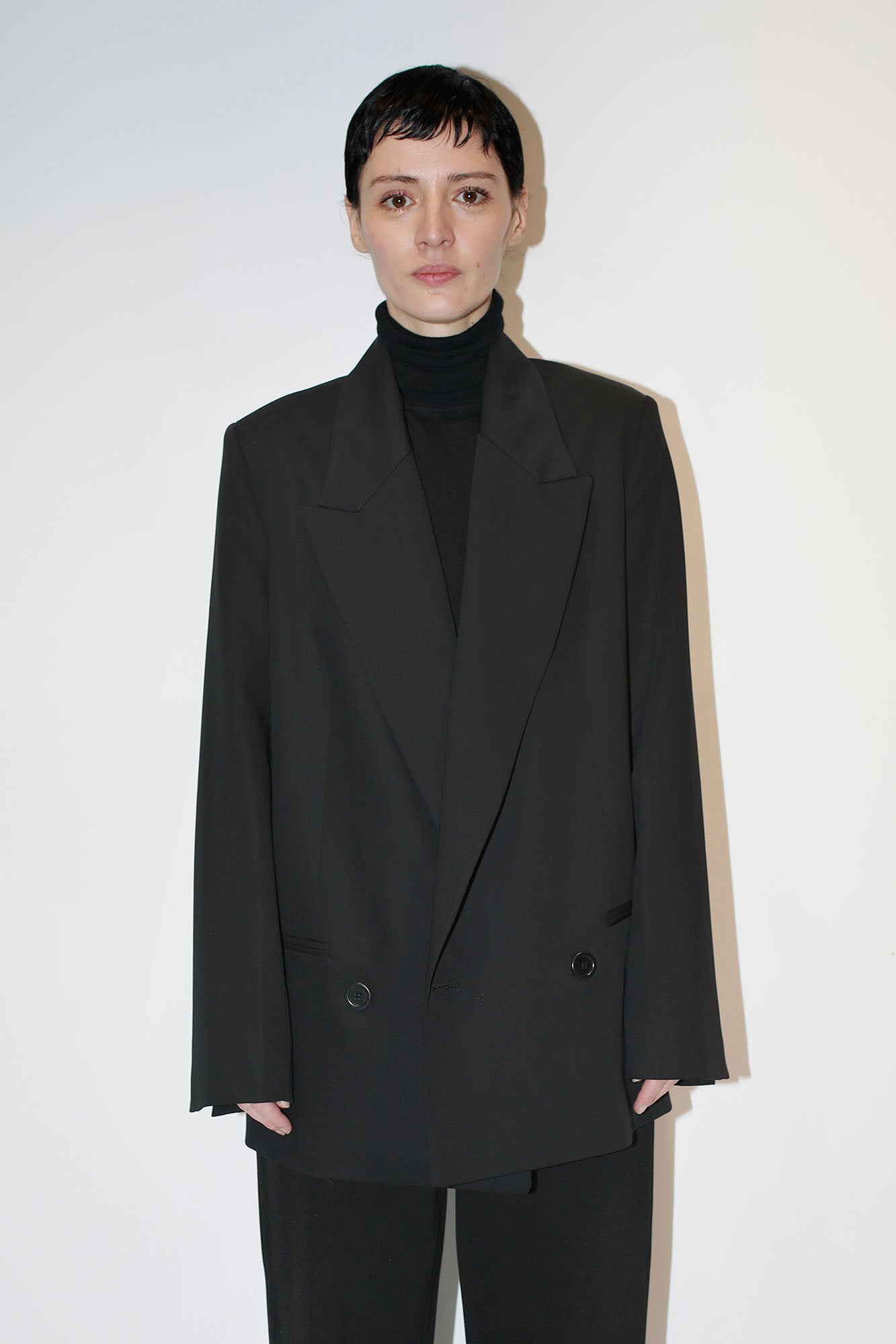 TAILORED JACKET IN BLACK WOOL